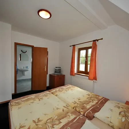 Praktik Krumlov Penzion Přísečná