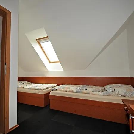 Pensión Praktik Krumlov 3*