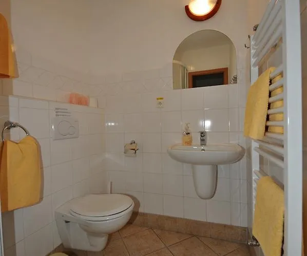 Praktik Krumlov Πανσιόν 3*